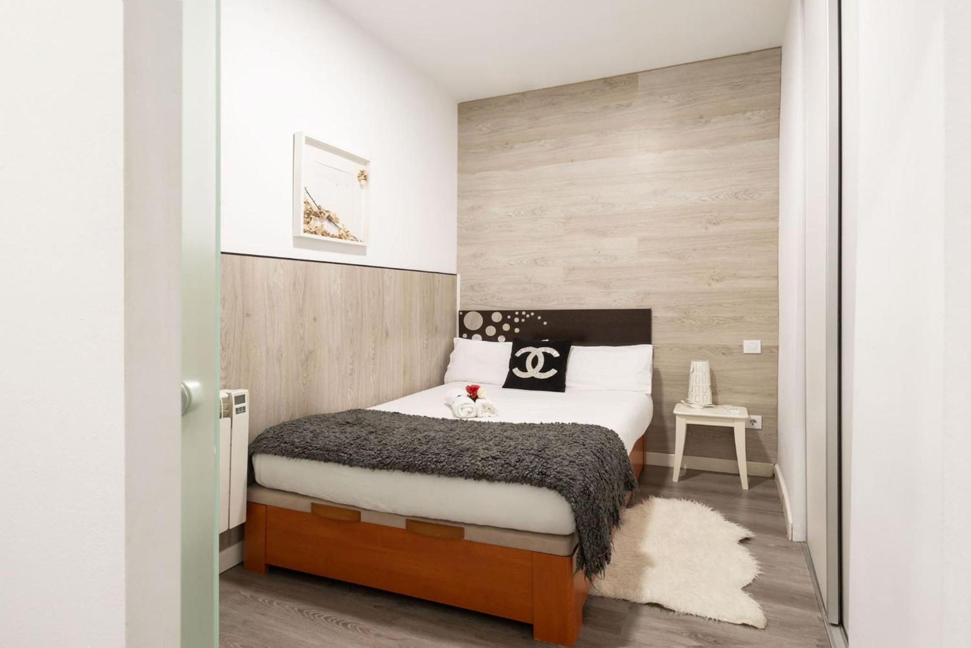 Apartamentos Day Madrid Plaza De Espana Centro Gran Via Sol Malasana מראה חיצוני תמונה