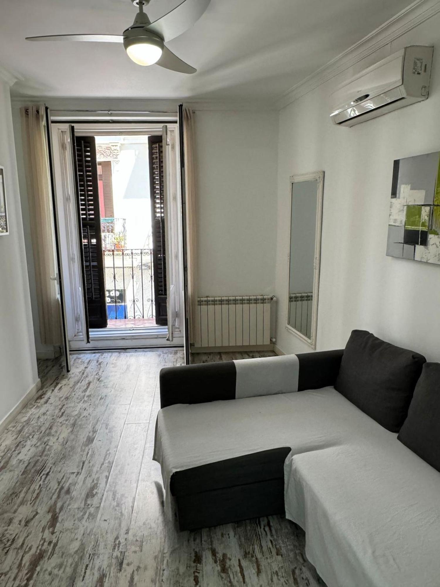 Apartamentos Day Madrid Plaza De Espana Centro Gran Via Sol Malasana מראה חיצוני תמונה