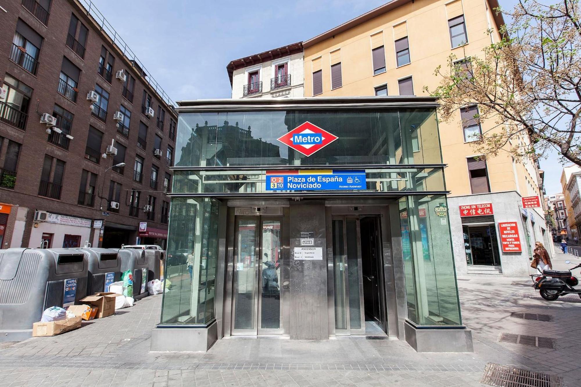 Apartamentos Day Madrid Plaza De Espana Centro Gran Via Sol Malasana מראה חיצוני תמונה